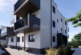 PULA, MEDULIN - apartman s terasom u prizemlju novogradnje 100 metara od plaže, Medulin, Διαμέρισμα