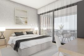 ROVINJ – SW komforan stan, prvi kat, 300 m od mora, Rovinj, Apartamento