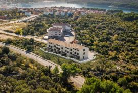 OTOK CRES, MELIN, 2s+db stan u novogradnji na odličnoj lokaciji, Cres, Flat