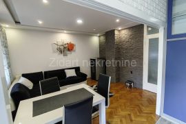 Zemun, Momčila Radivojevića, odličan stan 62m2, Zemun, Apartamento