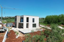 Top Neubau Villa in schöner Lage mit Pool, Kaštelir-Labinci, Maison