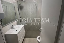 APARTMANI S POGLEDOM NA MORE, 70 m OD MORA, POVLJANA - PAG, Povljana, Διαμέρισμα