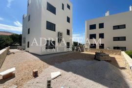 APARTMANI S POGLEDOM NA MORE, 70 m OD MORA, POVLJANA - PAG, Povljana, Διαμέρισμα