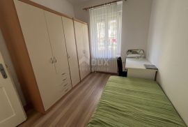 RIJEKA, BULEVARD - povijesna talijanska villa sa 3 etažirana stana, Rijeka, Σπίτι