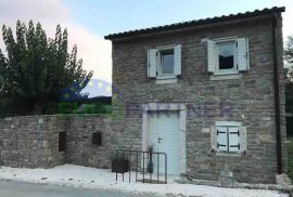 Istra, Motovun, dizajnerska kamena prelijepa kuća u srcu Istre, Oprtalj, Дом