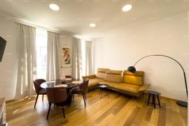 Stan Predivan, renovirani stan u strogom centru, na gradskoj tržnici, Pula!, Pula, Appartamento