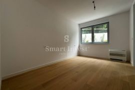 OPATIJA, stan 2S+DB s pogledom na more u novogradnji s bazenom (P4), Opatija, Apartamento