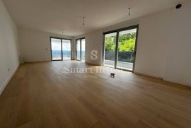 OPATIJA, stan 2S+DB s pogledom na more u novogradnji s bazenom (P2), Opatija, Διαμέρισμα