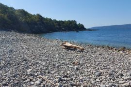 OTOK KRK, LINARDIĆI-ravno zemljište sa šternom i kućicom, samo 22 EUR/m2, sniženo, svega 800 metara do plaže, prilika!, Krk, Land