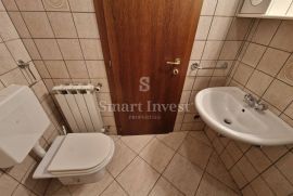 LOVRAN, iznajmljuje se stan od 85 m2, Lovran, Apartamento