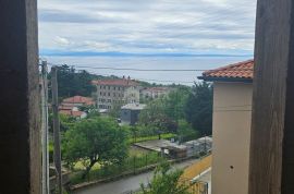 OPATIJA, MATULJI - kuća u izgradnji 230m2 + okoliš 400m2, Matulji, House