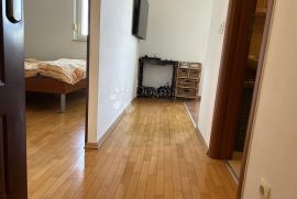 VIŠKOVO 1S+DB SA OTVORENIM POGLEDOM NA MORE, Viškovo, Appartment