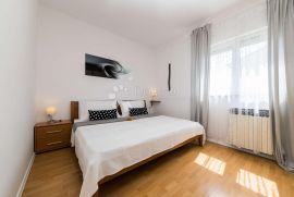 SAMO U DOGMI!! Apartman 125m2 sa pogledom na more, Crikvenica, Kвартира