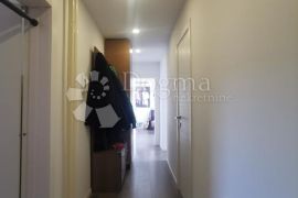 Potpuno adaptirani stan s pogledom na Kvarner, Rijeka, Flat