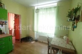 Jedinstven mali salonac Studentski trg, Stari Grad, Appartement