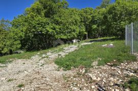 ISTRA, PIĆAN - Građevinsko zemljište na mirnoj lokaciji, Pićan, Terreno