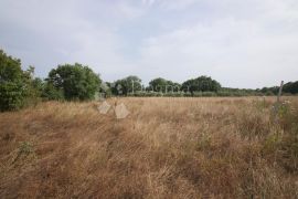 SNIŽENO! Poljoprivredna parcela na ulazu u Medulin, Medulin, Land