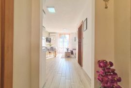 Umag, stan nadomak centra i 200m od mora, Umag, Appartment