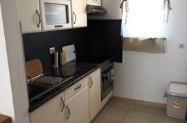 Stan sa velikom terasom, Pula, Istra, Pula, Apartamento