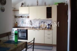 PREUREĐENI APARTMAN NA 2. KATU S POGLEDOM NA MORE - POVLJANA, PAG, Povljana, Appartment