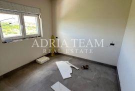 APARTMANI U NOVOGRADNJI U BLIZINI MORA - POVLJANA, PAG, Povljana, Apartamento