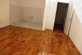 Nov četvorosoban stan sa PDV-om u centru ID#1607, Niš-Mediana, Appartement