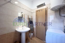 Istra, Novigrad, prekrasan stan na drugom katu manje stambene zgrade, Novigrad, Appartment