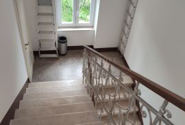 OPATIJA - VOLOSKO - STAN KOJEM JE TEŠKO ODOLITI, Opatija, Apartamento