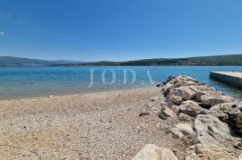 Apartman s pogledom na more 60 m od plaže, Dobrinj, Appartment