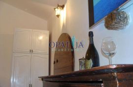 Opatija-Ičići samostojeća kućica 41 m2, 200 m od mora, Opatija - Okolica, Casa