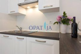 Opatija-Ičići samostojeća kućica 41 m2, 200 m od mora, Opatija - Okolica, Casa