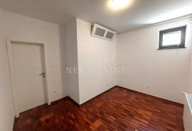 KUĆA, PRODAJA, ZAGREB, ŠESTINE, 260 m2, 6-sobna + GPM + VPM, Podsljeme, Casa