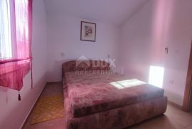 ISTRA, KAVRAN - Prostrana kuća s 3 apartmana i garažom u mirnom dijelu, Marčana, House