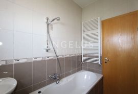 Sesvete - Sesvetski kraljevec  Odličan 3-sobni stan 64m2, Sesvete, Appartment