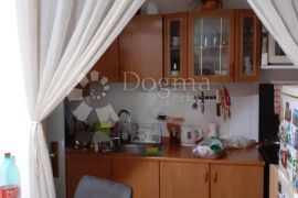 ADAPTIRANI BONBONČIĆ NA TREŠNJEVCI, Trešnjevka - Sjever, Appartment