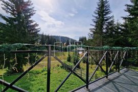 Odlična vikend vila površine stambene 150m2 Dvorišta Jahorina na placu od 500m2, Pale, House