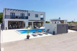 Moderna villa na prodaju, Loborika, Istra, Marčana, Maison