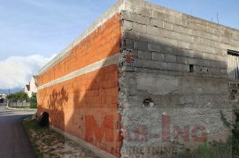 PRIVLAKA - započeta gradnja - zemljište 1000m2, Privlaka, Kuća