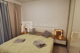 Opatija atraktivna novogradnja sa bazenom !, Opatija, Apartamento