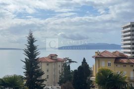 Opatija adaptirani stan u staroj vili blizu mora!, Opatija, Kвартира