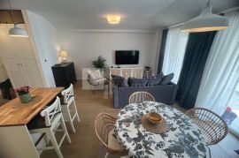 Opatija adaptirani stan u staroj vili blizu mora!, Opatija, Apartamento