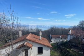 TOP Investicija Opatija 6 kuća atraktivno!, Matulji, House