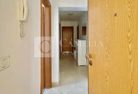 Istra Novigrad atraktivan stan blizu mora!, Novigrad, Flat