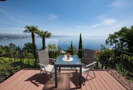 Opatija Punta Kolova stan 1.kat sa senzacionalnim pogledom, Opatija, Apartamento