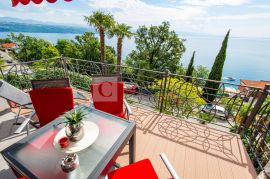 Opatija Punta Kolova stan 1.kat sa senzacionalnim pogledom, Opatija, Apartamento