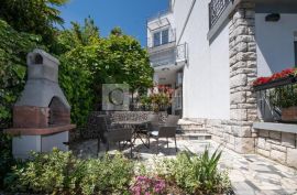 Opatija Punta Kolova stan 1.kat sa senzacionalnim pogledom, Opatija, Appartment