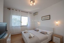 Opatija Punta Kolova stan 1.kat sa senzacionalnim pogledom, Opatija, Appartment