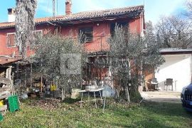 Istra Kaldanija šarmantna kuća sa dvorištem!, Buje, House