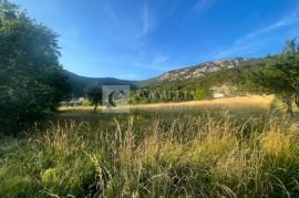 Istra Roč sjajno građevinsko zemljište sa građevinskom dozvolom!, Buzet, Tierra