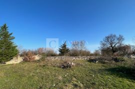 Istra vrhunsko zemljište sa građevinskom dozvolom 7 km od mora!, Marčana, Land